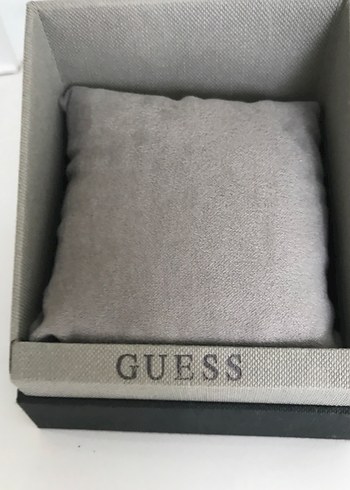 GUESS Gri Süet Saat kutusu - Görsel 2