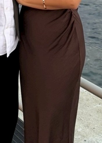 Zara Kahverengi Uzun V Yaka Elbise - Görsel 2