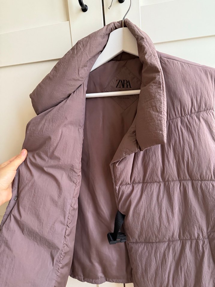 Zara Kadın Kemerli Asimetrik Midi Kolsuz Yelek - Görsel 3