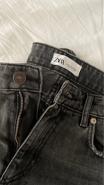 Zara straight
