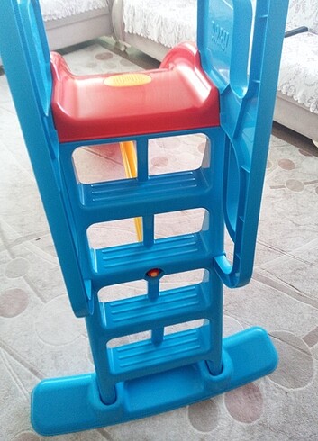 Diğer Dolu ikisi bir arada su kaydırağı 