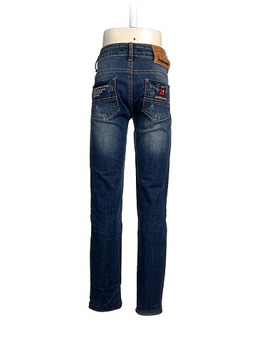 26 Beden DSquared2 Jean / Kot %70 İndirimli.