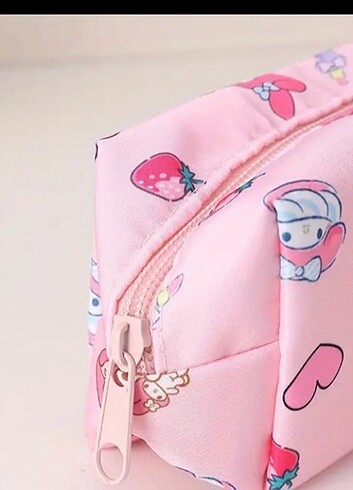 Sanrio karakterli kalemlikler