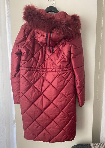 Bordo Parlak Kürklü Midi Kadın Kışlık Mont - Görsel 3