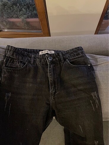 Siyah mom jean