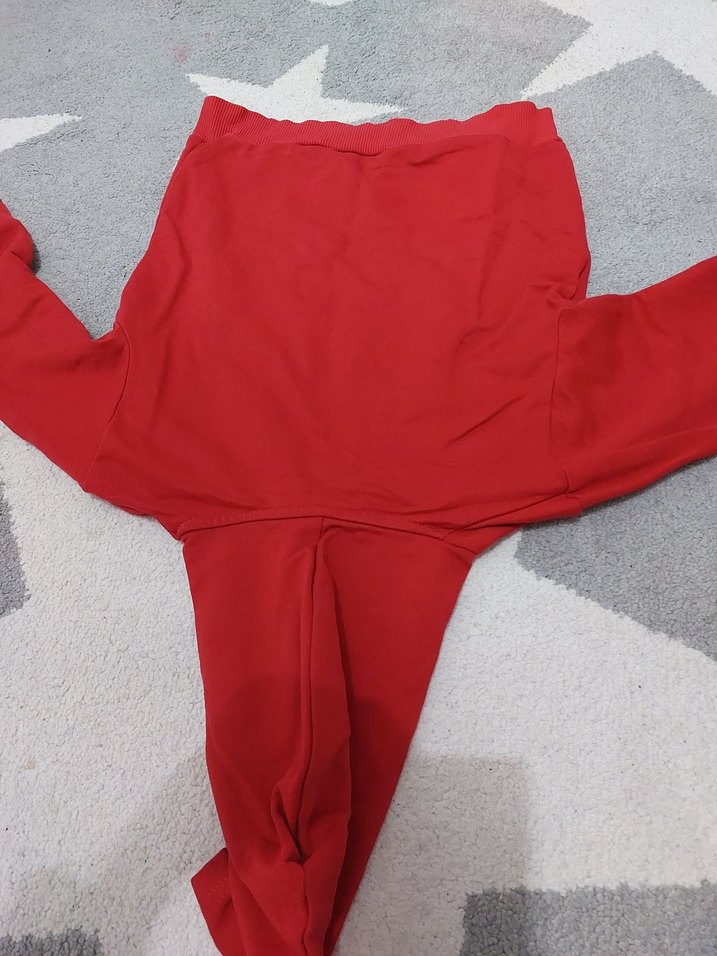 K. Atatürk Baskılı Kırmızı Kapüşonlu Sweatshirt - Görsel 4