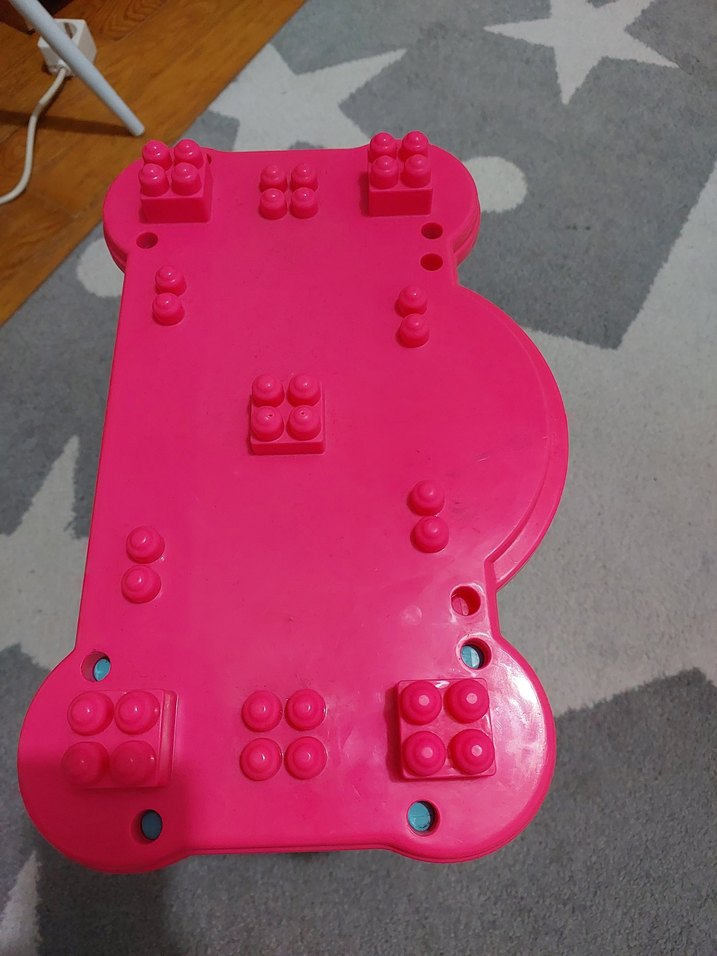 Renkli Pembe Oyun Kalesi - Görsel 3