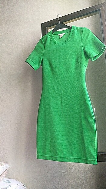 H&M Yeşil mini elbise