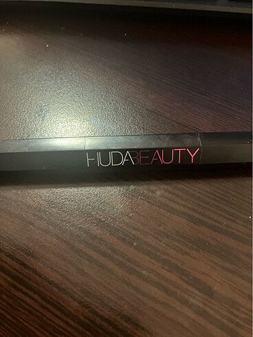 eyeliner sephoradan alindi