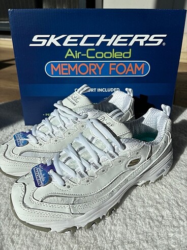 36 Beden beyaz Renk Skechers D?lites White
