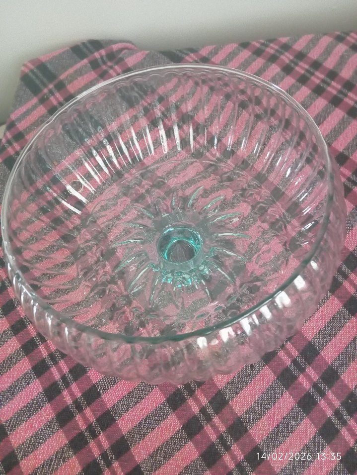 Bordo Ayaklı Cam Meyve Kasesi - Görsel 4