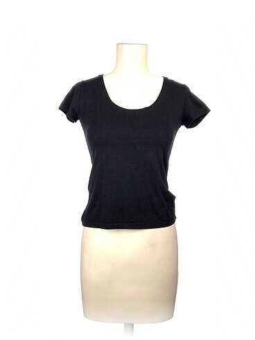 PreLoved T-shirt %70 İndirimli.