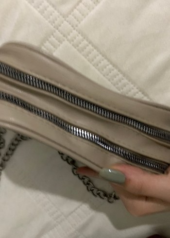 Bej Zincir Detaylı Kadın Deri Çanta - Görsel 3