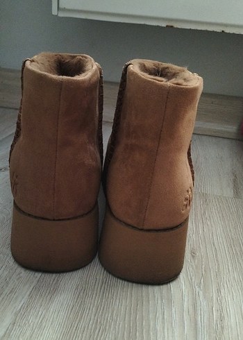 Pull and Bear Kahverengi UGG bot