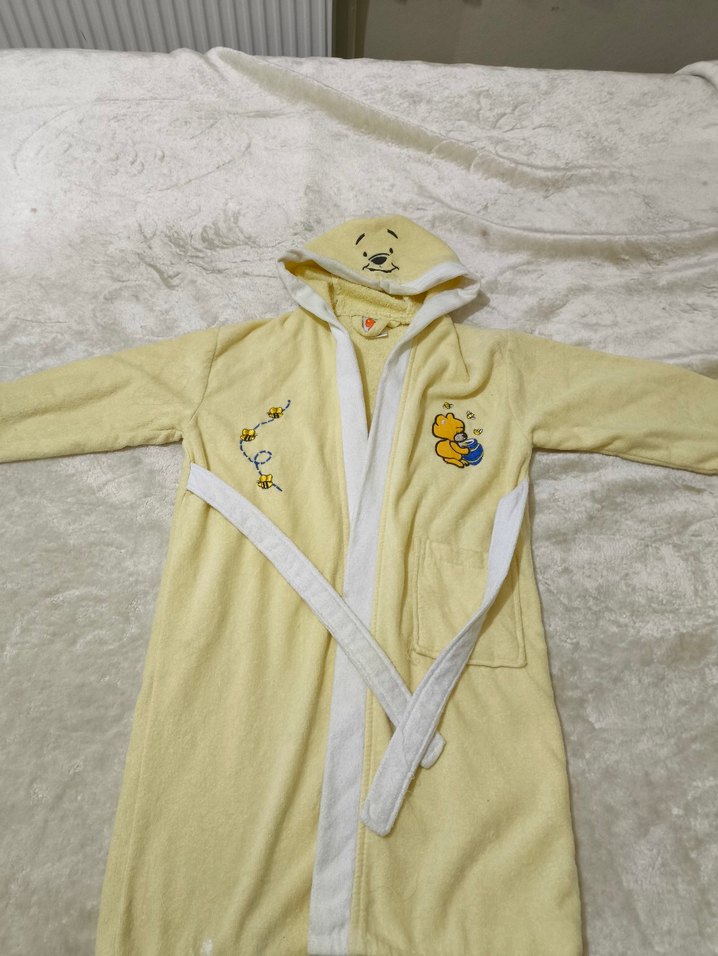 Çocuk Sarı Nakışlı Polar Bornoz - Görsel 2