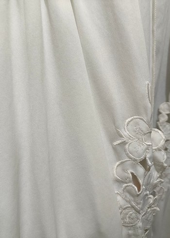 Beyaz Nakışlı Uzun Bohem Kadın Sabahlık - Görsel 4