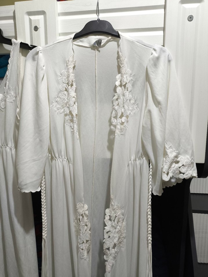 Beyaz Nakışlı Uzun Bohem Kadın Sabahlık - Görsel 3