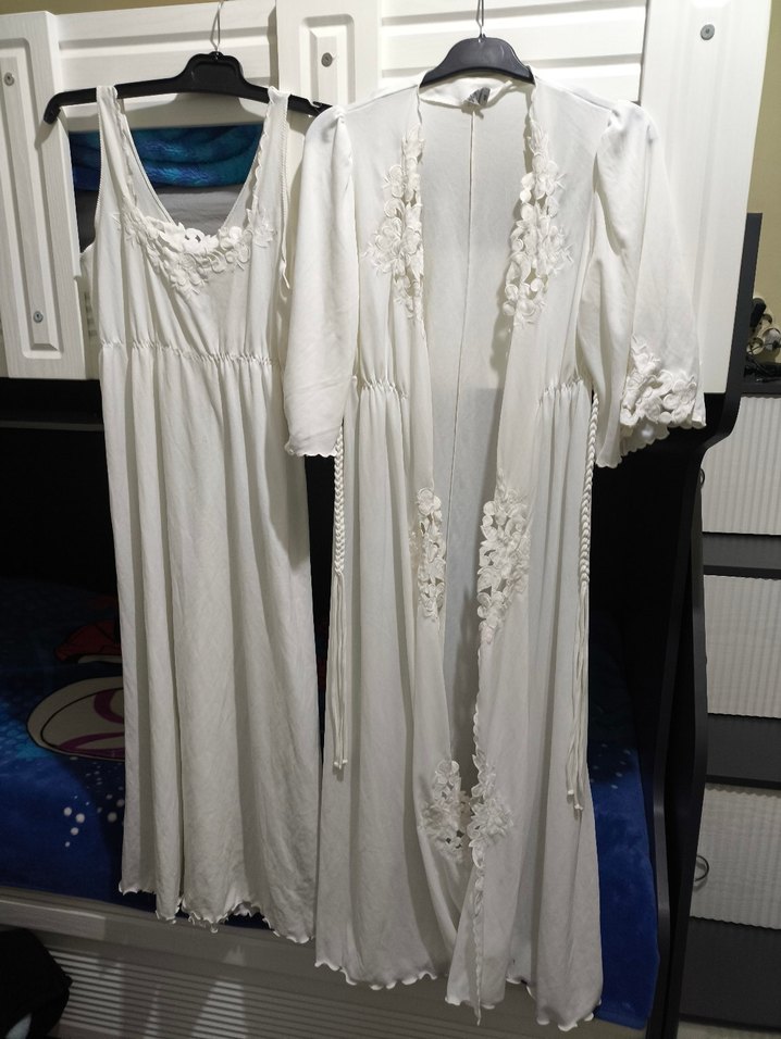 Beyaz Nakışlı Uzun Bohem Kadın Sabahlık - Görsel 2