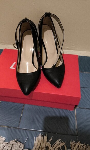 38 Beden siyah Renk Stiletto ayakkabı