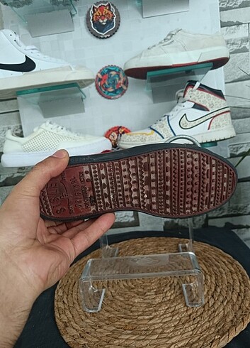 38 Beden bordo Renk Orjinal Sisley Converse Spor Ayakkabı