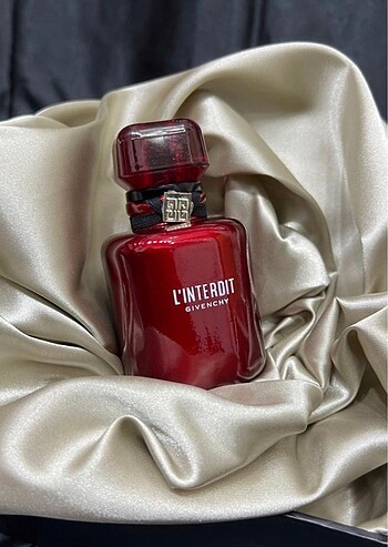 GIVENCHY Givenchy Linterdit Rouge 80ml Edp