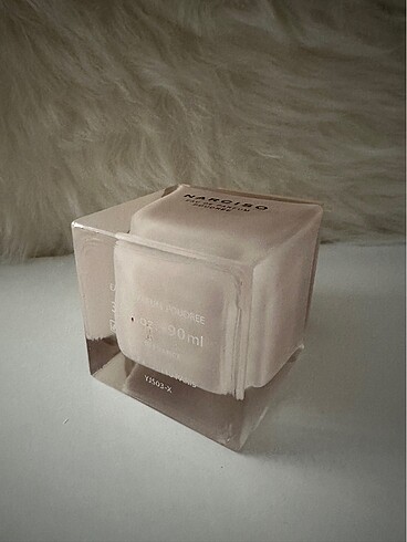 Beden Narciso Rodrihuez Poudree Kadın Parfümü 90ml Edp