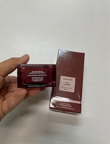 Beden Tom Ford Lost Cherry 100ml Edp