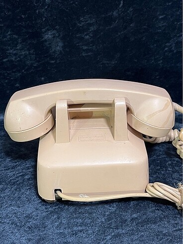 E.L.F Çevirmeli telefon