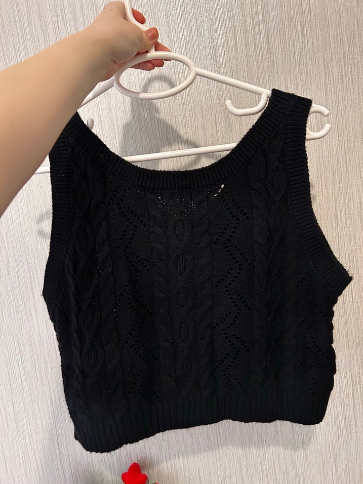 Siyah V Yaka Örgü Kolsuz Triko Süveter - Görsel 2