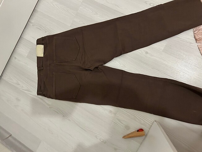 Stradivarius STRADİVARİUS KAHVERENGİ JEANS