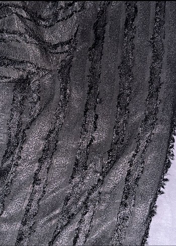 Kadın Siyah Uzun Kollu Fırfırlı Gömlek - Görsel 3