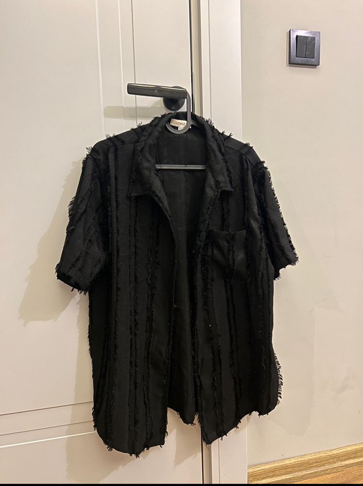 Kadın Siyah Uzun Kollu Fırfırlı Gömlek - Görsel 4