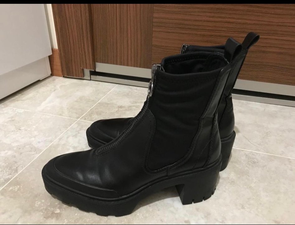 Tokalı Siyah Deri Stiletto Topuklu Bot - Görsel 2