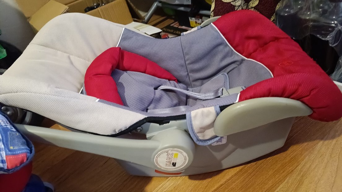 Kırmızı ve Gri Bebek Araba Koltuğu - Görsel 3