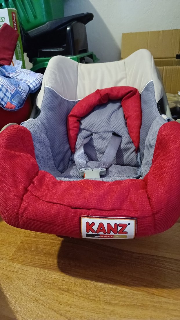 Kırmızı ve Gri Bebek Araba Koltuğu - Görsel 2