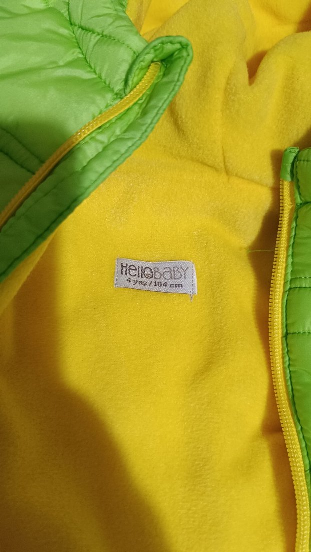 Sarı Kapüşonlu Erkek Çocuk Mont - Görsel 2