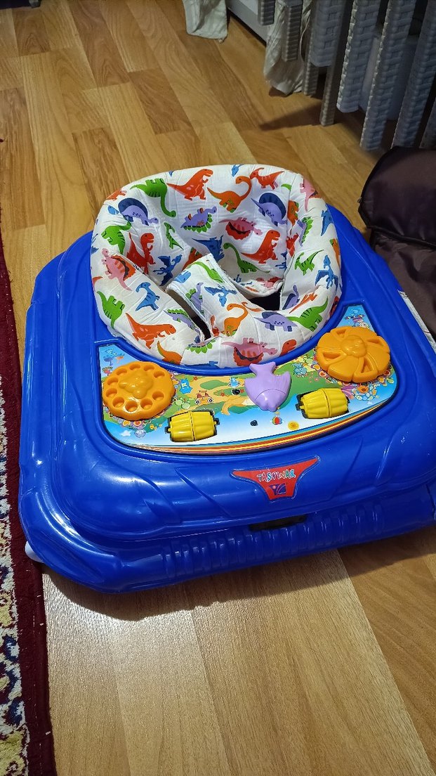 Renkli Mavi Bebek Yürüteci - Görsel 2