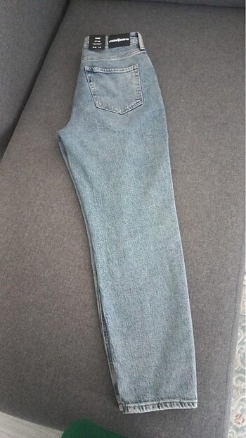 28 Beden MAVİ MOM JEANS