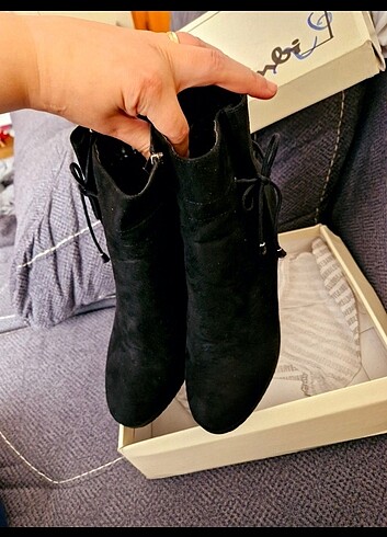 40 Beden Kadife topuklu kadın botu