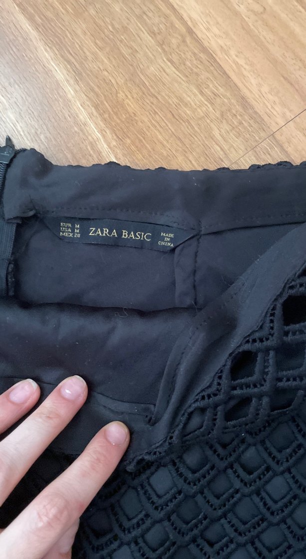 Zara etek Dantel Detaylı Siyah Midi Kalem Etek - Görsel 2