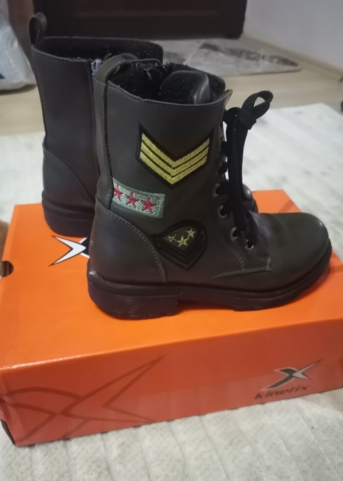 31 numara kız çocuk asker botu  - Görsel 3