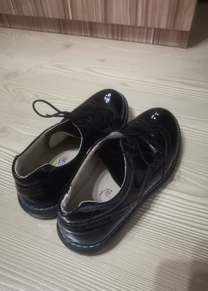 34 numara Erkek çocuk ayakkabı  - Görsel 2