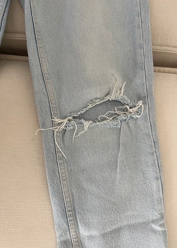32 Beden Butik Dizi Yırtık Jean
