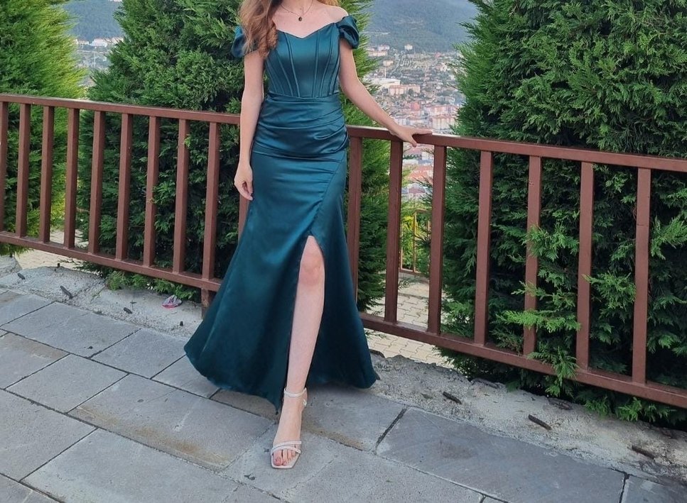 Kadın Uzun Parlak Haki Straplez Elbise - Görsel 2