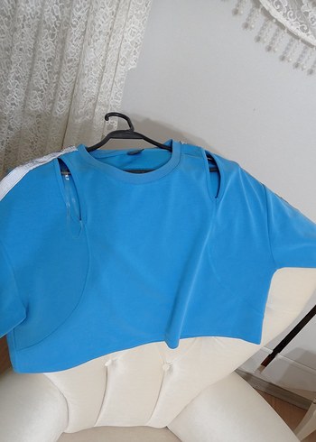 mavi t-shirt