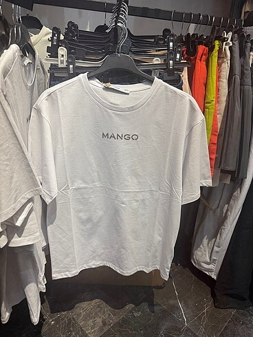 Mango tshirt