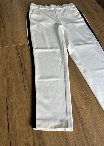 Zara Şeritli Beyaz Straight Pantolon - Görsel 9