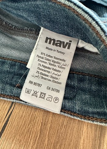 Kadın Mavi Kot Pantolon - Görsel 4