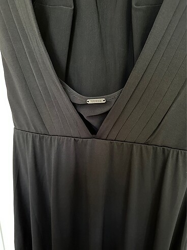 Guess Sirt Detayli Siyah Elbise - Görsel 3