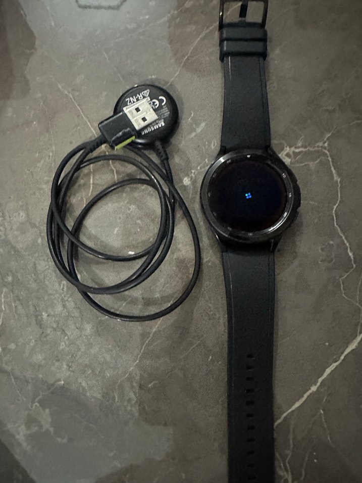 Samsung Galaxy Watch4 Classic Siyah Akıllı Saat - Görsel 2